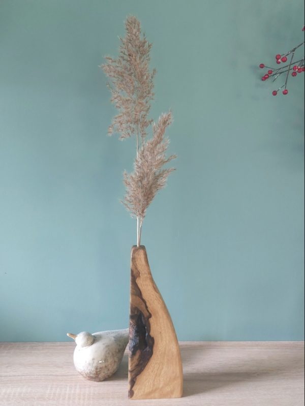 soliflore vague artisanal vase en bois noeud naturel 2 Soliflore en bois de Fraké avec nœud – décoration de caractère pièce unique