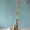 soliflore vague artisanal vase en bois noeud naturel 3 Soliflore en bois de Fraké avec nœud – décoration de caractère pièce unique