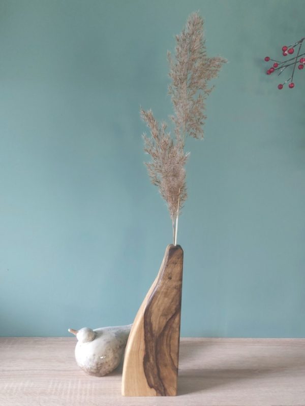 soliflore vague artisanal vase en bois noeud naturel 3 Soliflore en bois de Fraké avec nœud – décoration de caractère pièce unique