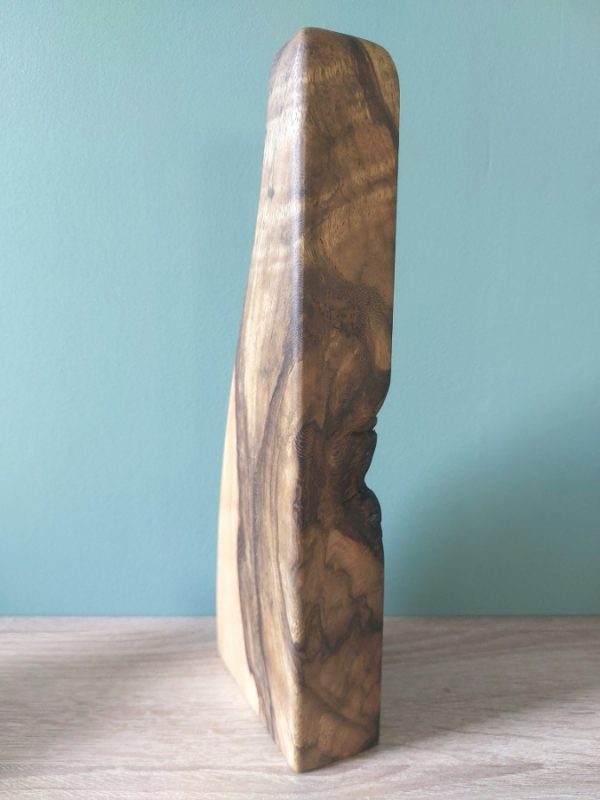 soliflore vague artisanal vase en bois noeud naturel zoom1 Soliflore en bois de Fraké avec nœud – décoration de caractère pièce unique
