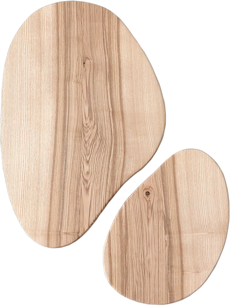 Silhouette en bois aux arrondis délicats, parfaite pour un duo complice.