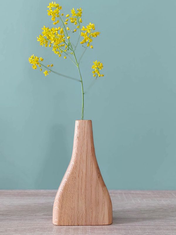 petit vase en chêne