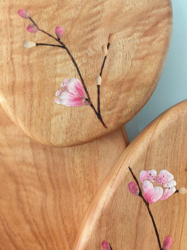 motif fleurs de cerisier japonais sur bois de poirier